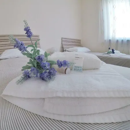 Casa Claudia 公寓 *